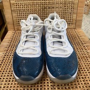 Jordans 11 cd6846-102